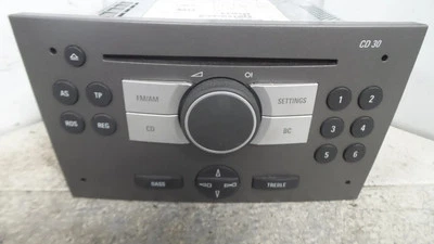RADIO CD Opel Corsa C (F08/68) 2005 13190853 / 93183244 - Imagen 1 de 2