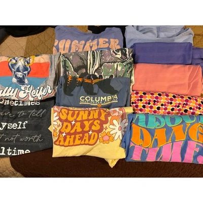 MISC lot of L/XL Womens Graphic T Shirt Lot Summer Fun Sayings & Animals - Image 1 of 4