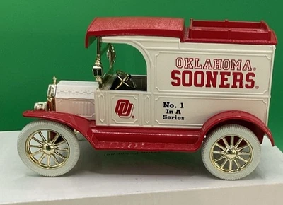 ERTL Ford 1913 Model "T" Van Oklahoma Sooners No. 1 NEW no box - Image 1 of 4