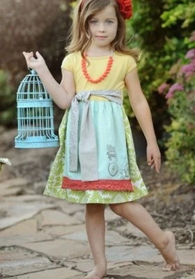 Vestido Delantal BICICLETA PERSNICKETY Boutique Amarillo Maya Talla 6 Foto 1 de 4