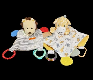 Modern Baby Giraffe & Lion Loveys Plush Teether Rattle Toy Security Blankets Lot - Picture 1 of 8