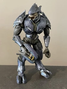 Halo 3 Blue Combat Elite 5.5" Action Figure Mcfarlane - Picture 1 of 7