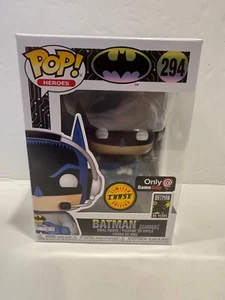 FUNKO POP! HEROES BATMAN (GAMER) #294 LIMITED EDITION CHASE! SEE PHOTOS! - Picture 1 of 7