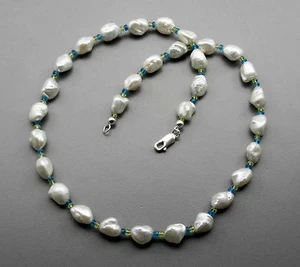 Pearl Chain - White Keshi Freshwater Beads with Peridot & Apatite Necklace 46cm - Picture 1 of 3