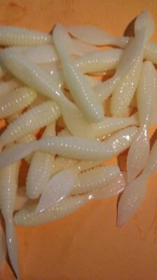 Señuelos de pesca Mann's ORIGINAL 4" Sting Ray Grubs blanco agua dulce/salada - Paquete de 20 Foto 1 de 2