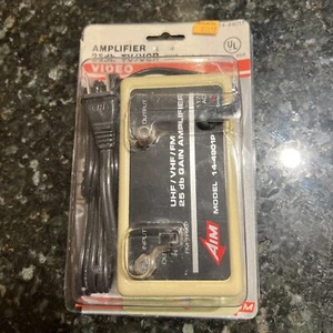 AIM - UHF / VHF / FM Distribution 25dB Gain Amplifier Model 14-4901P - Picture 1 of 4