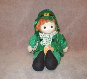 Y2K Vintage irische Danny Boy Kobold Puppe Glück musikalisch Aufziehbewegung Spielzeug VIDEO - Bild 1 von 11