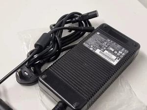230W GENUINE HP PA-1231- 66HJ CHARGER 677765-001 693714-001 +UK PLUG 19.5v 11.8A - Picture 1 of 5