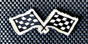 AUTOMOBILE RACING CHECKERED FLAGS EMBROIDERED SEW ON PATCH NASCAR WINNER 5" x 2" - Imagen 1 de 2