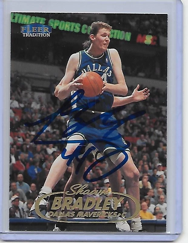 Basketball Card IP auto NBA SHAWN BRADLEY Dallas Mavericks 98-99 Fleer Tradition - Image 1 of 1