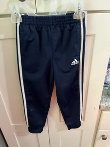 Boys Adidas Jog Pants Size 5 - Picture 1 of 3