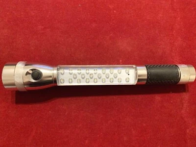 24 Led Torch/Flashlight/Worklight with built in Red Flashing Warning - Image 1 of 4