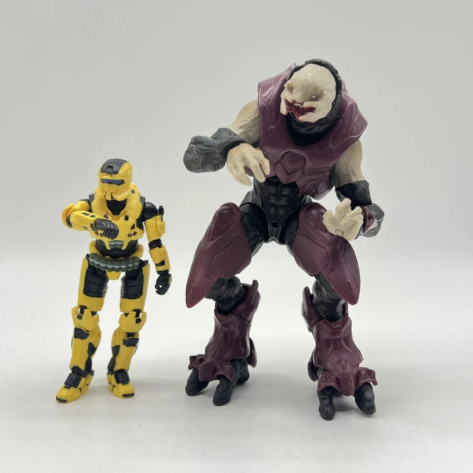 Figura de juguete de subasta Microsoft Halo Elite Zealot Alpha Soldier y amarillo espartano Foto 1 de 3