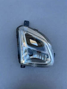 18 19 20 21 CHEVROLET EQUINOX FOG LIGHT HALOGEN OEM - Picture 1 of 10