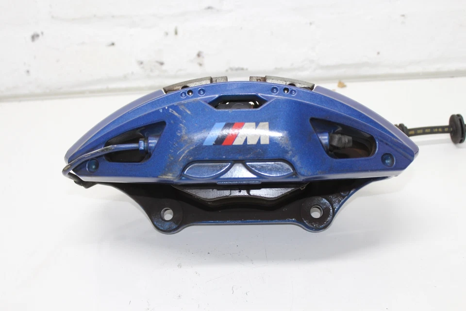 Pinza de freno delantero derecho BMW Serie 5 G31 G30 M-Sport 689123601 (N200) Foto 1 de 4