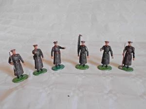 vintage Russian lead soldiers figures 62mm WW2 tree saw and rifles - Picture 1 of 9