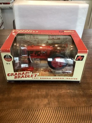 1/16 GRAHAM BRADLEY 1937 TRATOR DE PROPÓSITO GENERAL POR PROMOCIONES FUNDIDAS A PRESIÓN Foto 1 de 4