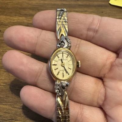 Vintage Helbros Ladies Quartz Two Tone Watch 6 1/2” Stretch Band Diamonds - Image 1 of 4