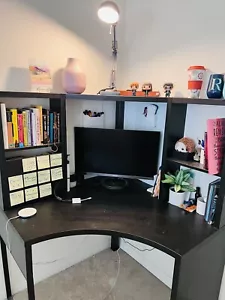 desk - Picture 1 of 1