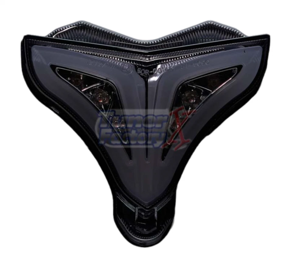 Luz trasera de humo de red eléctrica para Yamaha YZF-R1 2009-2010 2011 2012 2013 2014 EMARK Foto 1 de 4