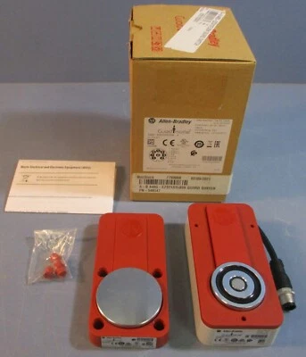 Allen Bradley Guardmaster 440G-EZS21STL05H Ser A Safety Interlock Switch 24VDC - Image 1 of 4