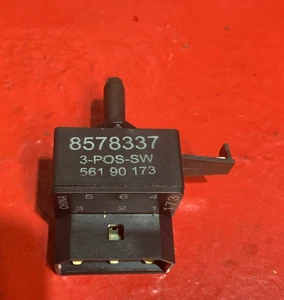 OEM Whirlpool Water Temperature Switch WP8578337 - Picture 1 of 6