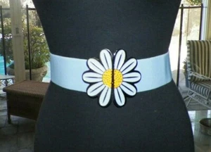VINTAGE BLUE FLOWER STRETCH BELT FLOWER POWER NOS - Picture 1 of 6