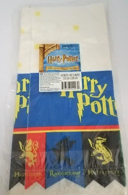 Harry Potter Cubierta de Mesa Nappe Abrigo Cámara Secreta Nuevo WB Sello 54x89 Foto 1 de 4
