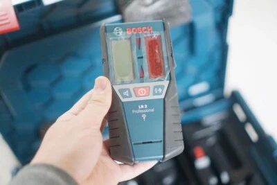 BOSCH LR 2 Line Laser Receiver For GLL3-80 Self-Leveling Cross-Line Laser - Image 1 of 2