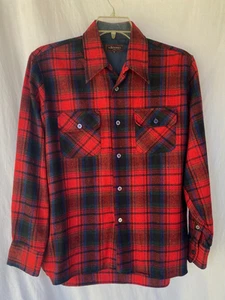 DE COLECCIÓN AÑOS 70..FLECHA..LANA Y NYLON..ROJO Y NEGRO..CAMISA A CUADROS..HOMBRE M - Imagen 1 de 6