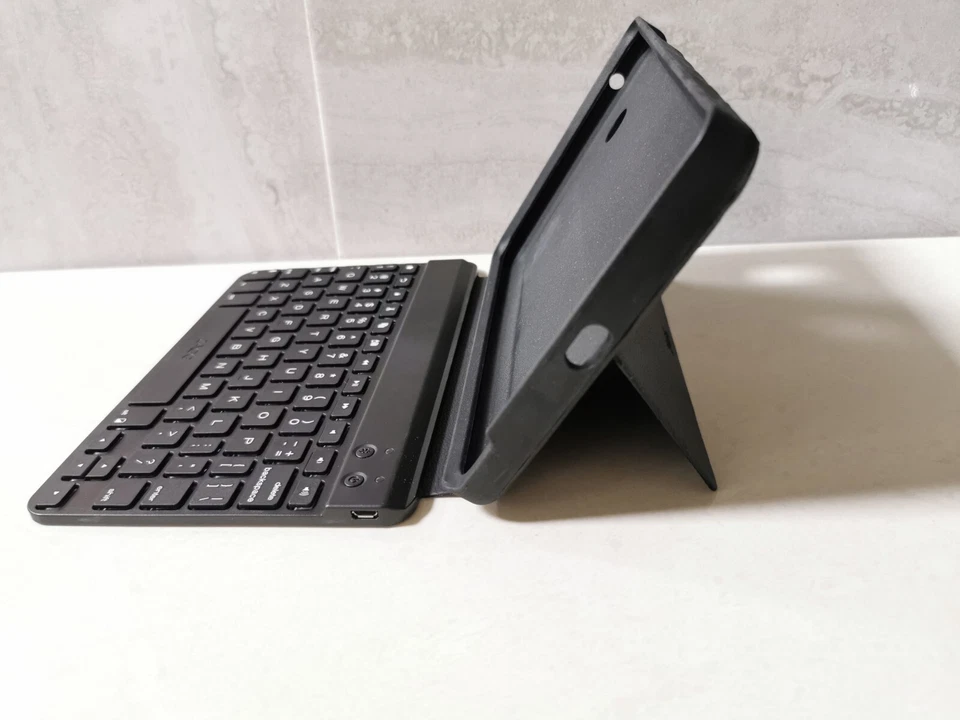 New  ZAGG Keys Bluetooth Wireless Keyboard Case for samsung 7" tablets - Image 1 of 4