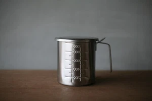 CONTE Compact Oil Pot Kosimasu Big 700ml Strainer Dishwasher Shokunin Tsubame - Picture 1 of 9