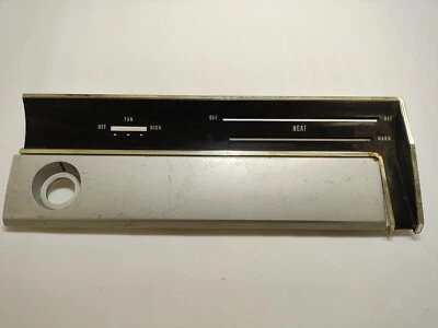 Dodge Dart 1966 radio eliminación bisel de control de calefacción 2580740 nuevo en stock Foto 1 de 2