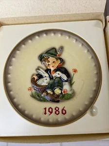 Vintage MJ Hummel Goebel Hum 279 Playmates 16th Annual Plate 1986 - Picture 1 of 5