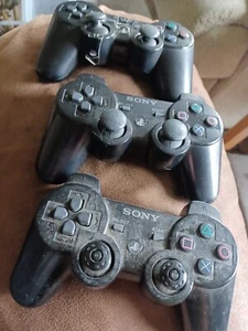 Sony PlayStation DualShock 3 Wireless Controller - Black (CECHZC2U) - Picture 1 of 2