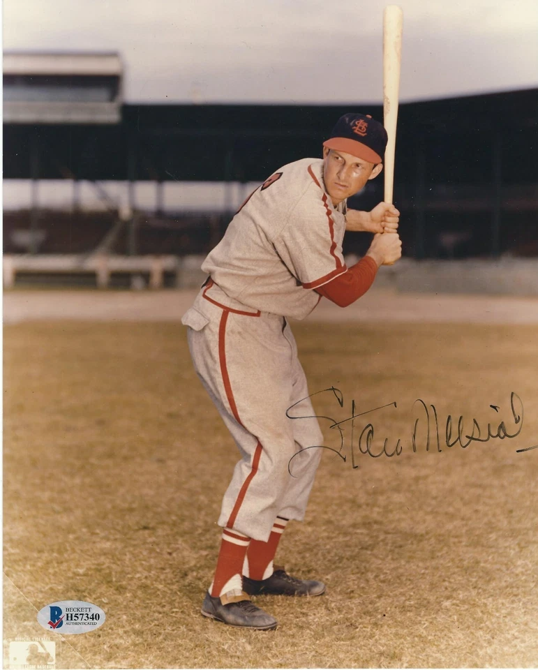 Stan Musial St. Louis Cardinals Signed 8x10 Photo Beckett - Image 1 of 1
