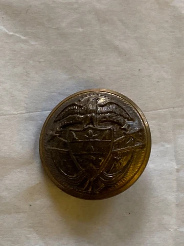 ANTIQUE UNIFORM BUTTON WITH EAGLE / PRIMITIVE Cover