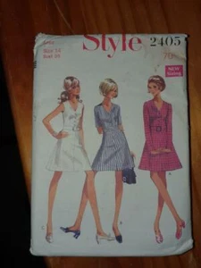 Style Sewing pattern No 2405 Dress Size 14 Used - Picture 1 of 2