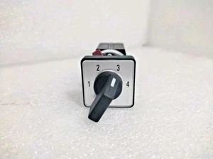 Schneider Electric K10D004NCH Interruttore a Camme Rotante 4 Posizioni Harmony Serie K 🆕 - Foto 1 di 11
