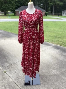 Beautiful Women’s Red Floral Maxi Dress Size Small NWOT - Picture 1 of 7