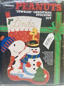 Malina Peanuts Snoopy Schmuck Weihnachtsstrumpf Set Vintage "Snow Pals" #8450 - Bild 1 von 2