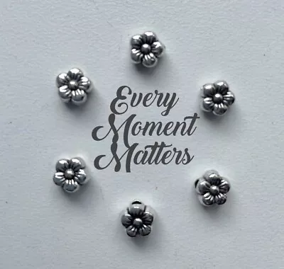25 x Tibetan Silver FLOWER SPACER 7x6mm 3D Beads Charms Jewellery Findings - Image 1 of 4