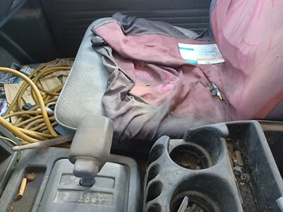 90 MAZDA B2200 ДОПОЛНИТЕЛЬНАЯ КАБИНА Б/У ОСНОВНЫЕ КОВШЕОБРАЗНЫЕ СИДЕНЬЯ ДЛЯ ВОССТАНОВЛЕНИЯ  - Изображение 1 из 4