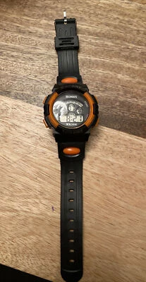 Nuevo Reloj Electrónico Digital LED Hombre Deportivo Resistente al Agua Luminoso Exterior S Foto 1 de 4