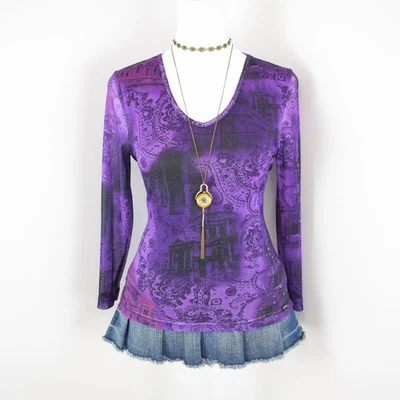 Top De Colección Años 00 Y2K Guess Púrpura y Negro Malla Transparente Collage Gráfico Manga 3/4 Talla M Foto 1 de 4