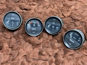 Smiths Jaguar 'E'Type Set of Gauges OIL WATER TEMP VOLT FUEL - Picture 1 of 4
