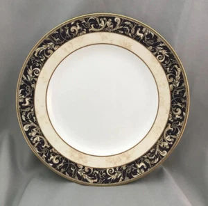 De colección 1995 Wedgwood Cornucopia Bone China 8 pulgadas plato de ensalada dorado azul marino Reino Unido - Imagen 1 de 5