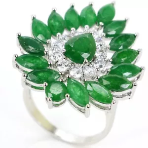 PRECIOSO Y DESLUMBRANTE ANILLO PLATA DE LEY CON VERDE ESMERALDA Y CIRCONIOS - Imagen 1 de 2