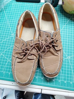 THOM MCCAN Men's 9M Schooner Loafers Boat Deck Shoes Ultra-Flex Tan - Image 1 of 4