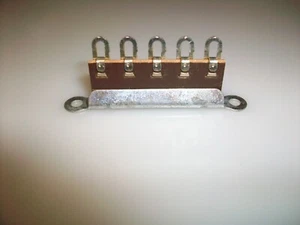 BOX OF 25 H H SMITH 5 LUG TERMINAL STRIP P/N 3005 - Picture 1 of 4